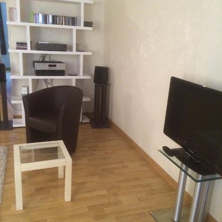 L'Appartement De La Maison Du Theatre Saint Bonnet 부르주 외부 사진