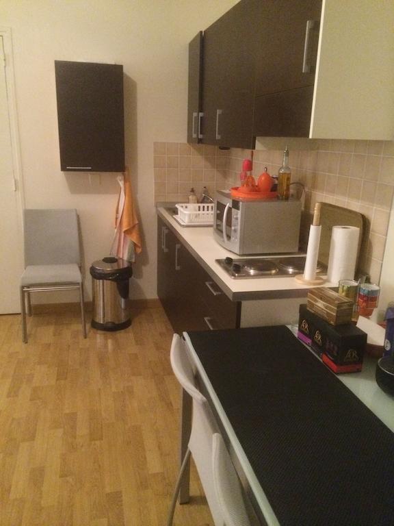 L'Appartement De La Maison Du Theatre Saint Bonnet 부르주 객실 사진